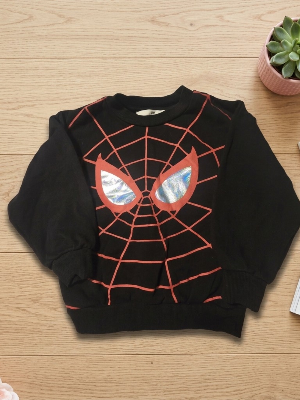 H&M Spider-Man Sweatshirt Black Graphic Pullover Boys Size 3-4Y